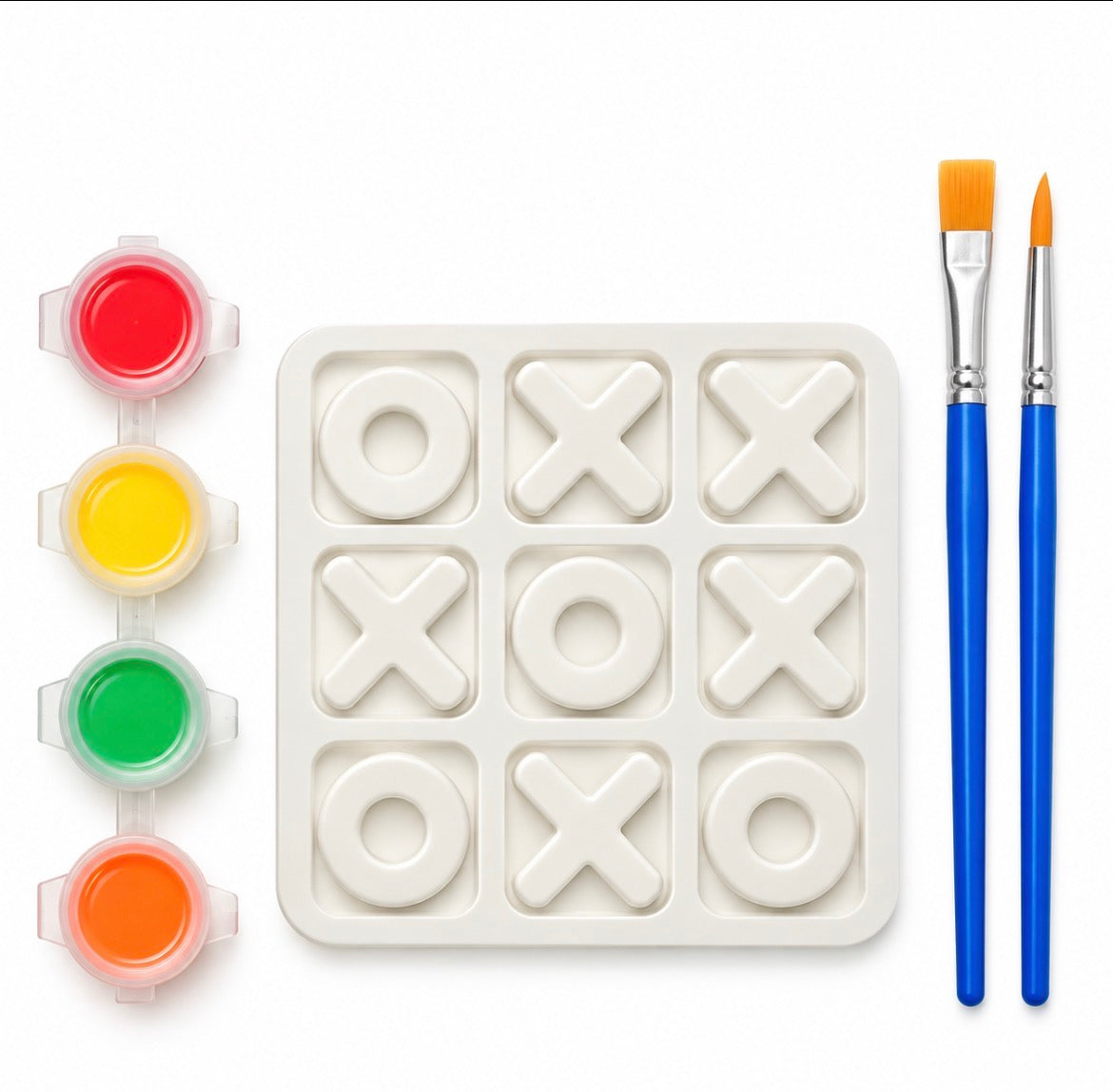 Traditional X and O tic-tac-toe plaster pieces